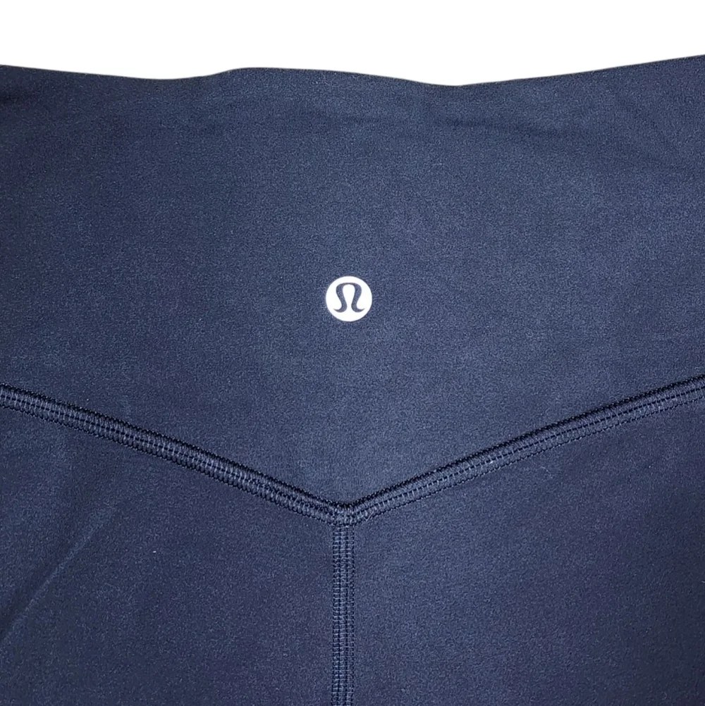 Lululemon Align High Rise Cropped Joggers Womens 4 Black